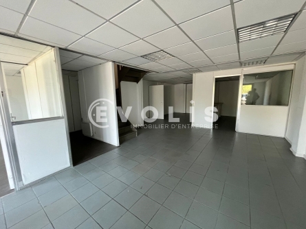 Photo 5 – location Entrepôts / activités	PESSAC (33600)