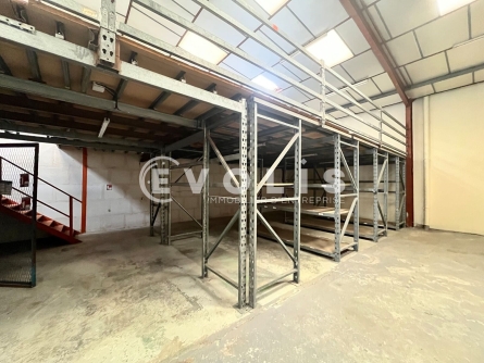 Photo 2 – location Entrepôts / activités	PESSAC (33600)
