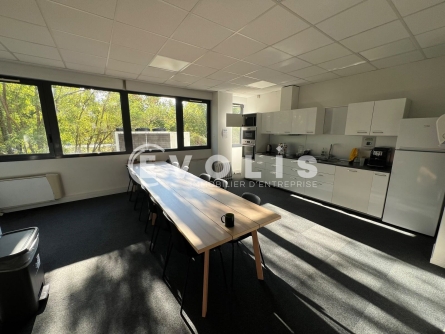 Photo 15 – vente Entrepôts / activités	CHAPONOST (69630)