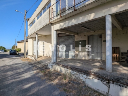 Photo 3 – vente Entrepôts / activités	LANSAC (33710)