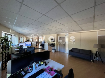 Photo 15 – location Entrepôts / activités	CHASSIEU (69680)