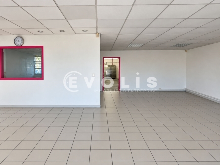 Photo 3 – location Entrepôts / activités	BORDEAUX (33300)