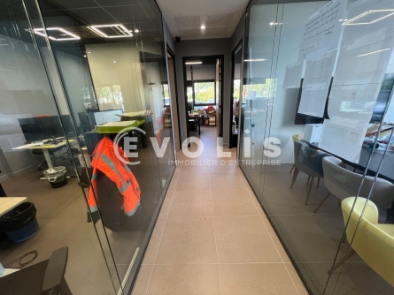 Photo 3 – vente Entrepôts / activités	LOGNES (77185)