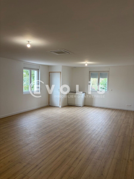 Photo 9 – location Entrepôts / activités	BONDUES (59910)