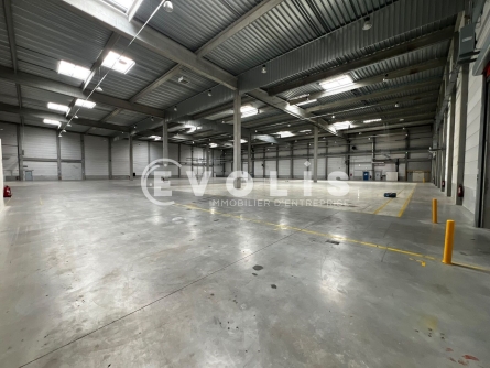 Photo 6 – location Entrepôts / activités	SAINT PRIEST (69800)