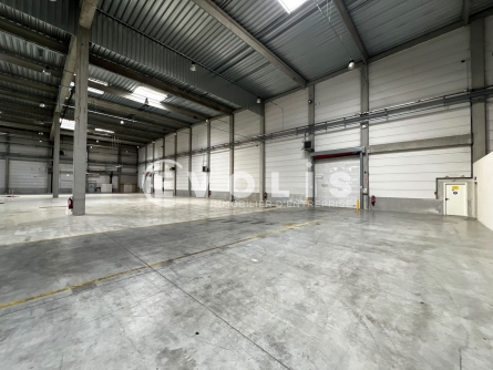 Photo 5 – location Entrepôts / activités	SAINT PRIEST (69800)