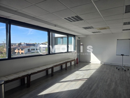 Photo 8 – location Entrepôts / activités	MONTLHERY (91310)