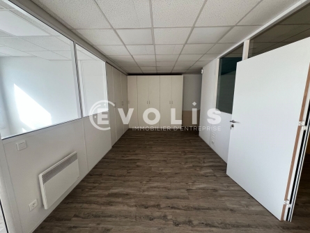 Photo 1 – vente bureaux	BUSSY SAINT GEORGES (77600)