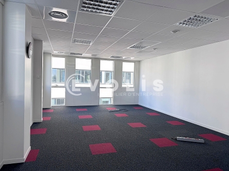 Photo 2 – location bureaux	LYON (69007)