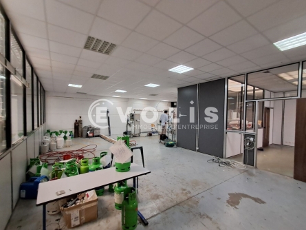 Photo 7 – location Entrepôts / activités	PERENCHIES (59840)