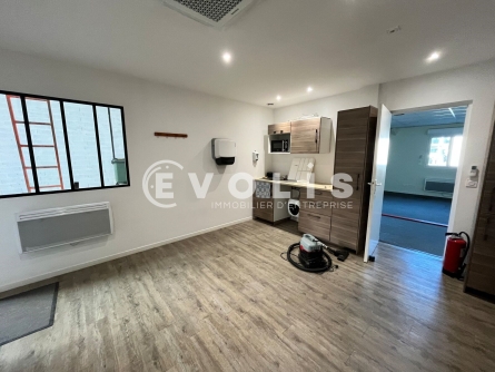 Photo 6 – location Entrepôts / activités	MERIGNAC (33700)