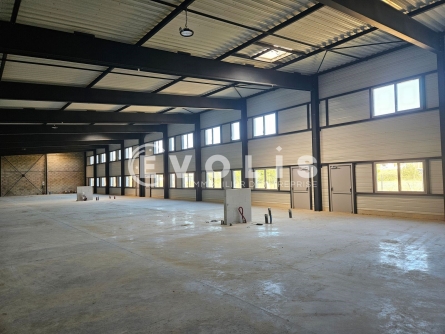 Photo 2 – location Entrepôts / activités	OLLAINVILLE (91340)