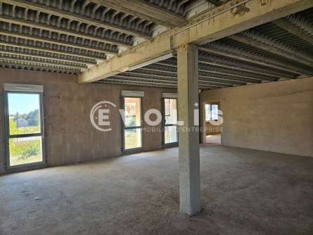 Photo 8 – location Entrepôts / activités	OLLAINVILLE (91340)