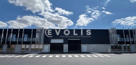 Photo 3 – vente Entrepôts / activités	AVELIN (59710)