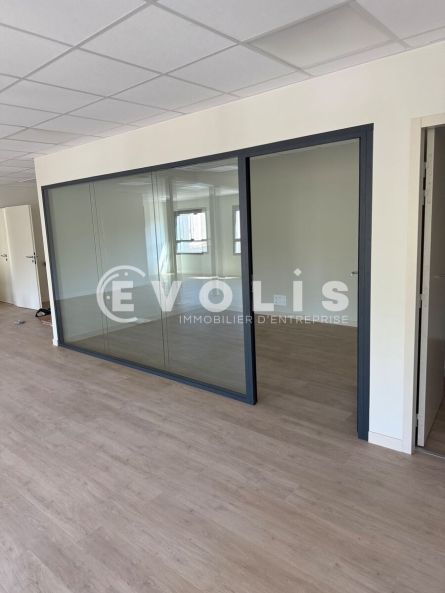 Photo 7 – location Entrepôts / activités	SAINT REMY DE PROVENCE (13210)