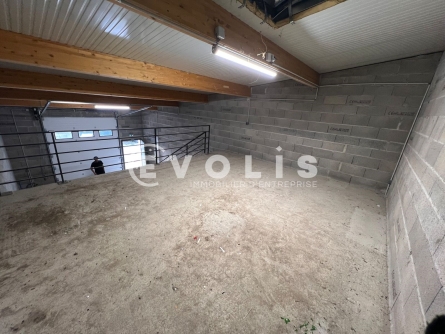 Photo 3 – location Entrepôts / activités	TREVOUX (01600)