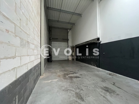 Photo 8 – location Entrepôts / activités	SEQUEDIN (59320)