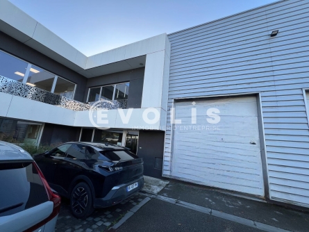 Photo 13 – location Entrepôts / activités	SEQUEDIN (59320)