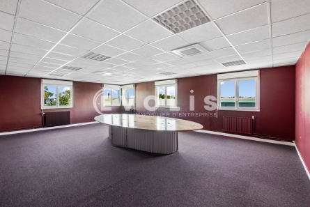Photo 10 – location Entrepôts / activités	THIAIS (94320)
