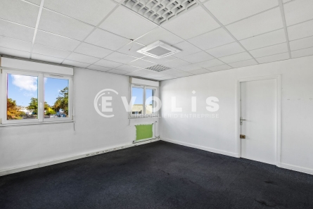 Photo 13 – location Entrepôts / activités	THIAIS (94320)