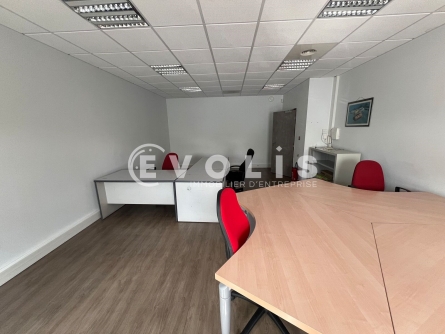 Photo 4 – location bureaux	SERRIS (77700)
