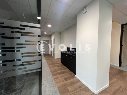 Photo 6 – location Entrepôts / activités	AVELIN (59710)