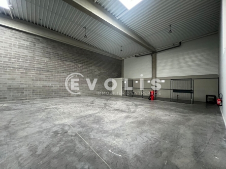 Photo 9 – location Entrepôts / activités	AVELIN (59710)