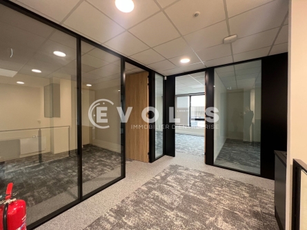 Photo 11 – location Entrepôts / activités	AVELIN (59710)