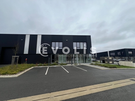 Photo 1 – location Entrepôts / activités	AVELIN (59710)