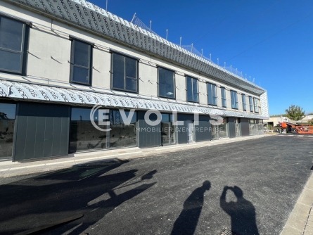 Photo 2 – vente Entrepôts / activités	MOUVAUX (59420)