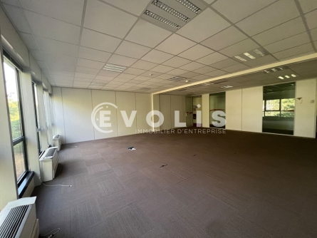 Photo 10 – location Entrepôts / activités	LES ULIS (91940)