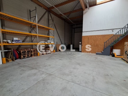 Photo 3 – location Entrepôts / activités	WAMBRECHIES (59118)