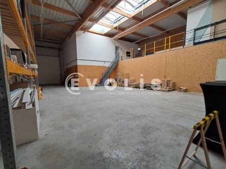 Photo 1 – location Entrepôts / activités	WAMBRECHIES (59118)