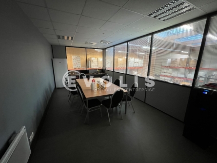 Photo 8 – location Entrepôts / activités	WAMBRECHIES (59118)