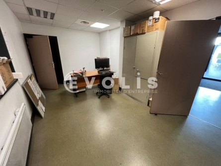 Photo 9 – location Entrepôts / activités	WAMBRECHIES (59118)