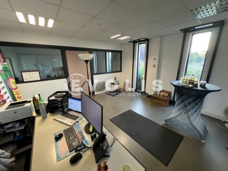 Photo 11 – location Entrepôts / activités	WAMBRECHIES (59118)