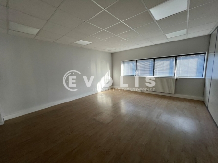 Photo 10 – location Entrepôts / activités	LESQUIN (59810)