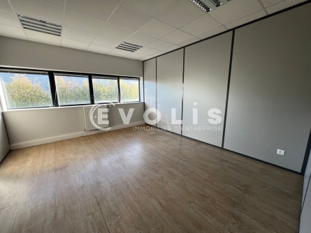Photo 14 – location Entrepôts / activités	LESQUIN (59810)