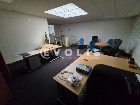 Photo 6 – location Entrepôts / activités	MAROLLES EN BRIE (94440)