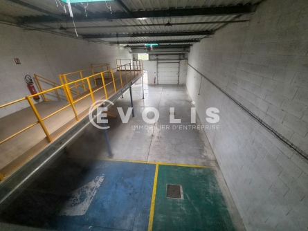 Photo 3 – location Entrepôts / activités	MAROLLES EN BRIE (94440)