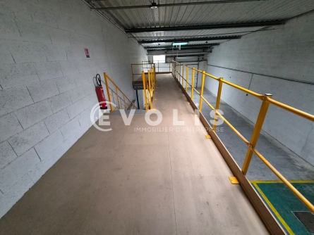Photo 4 – location Entrepôts / activités	MAROLLES EN BRIE (94440)