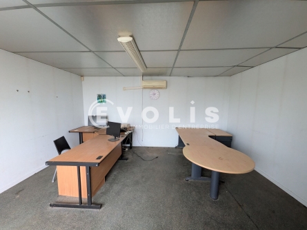Photo 8 – location Entrepôts / activités	CENAC (33360)