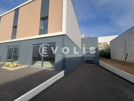 Photo 3 – location Entrepôts / activités	WASQUEHAL (59290)