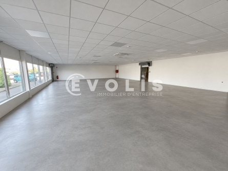 Photo 10 – location Entrepôts / activités	TOUSSIEU (69780)
