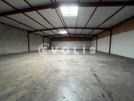 Photo 15 – location Entrepôts / activités	TOUSSIEU (69780)