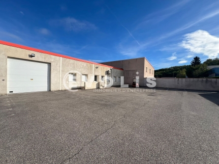 Photo 1 – location Entrepôts / activités	TOUSSIEU (69780)