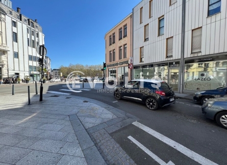 Photo 2 – location Locaux commerciaux	ROUBAIX (59100)