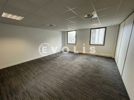 Photo 7 – location bureaux	GRIGNY (91350)