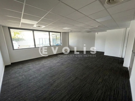 Photo 1 – location bureaux	GRIGNY (91350)