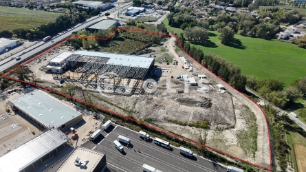 Photo 1 – vente Terrains	SORGUES (84700)